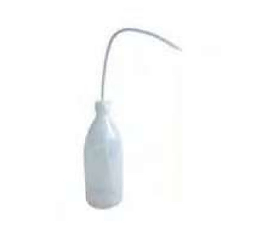 PISSETTE EN PLASTIQUE 250 ML